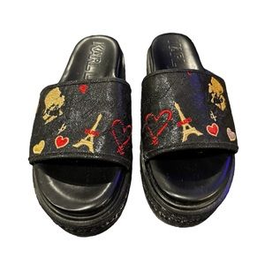 Karl Lagerfeld Paris Logo Platform Sandal- Size: 7.5